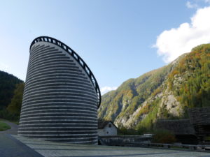 Nelle valli del Ticino in Svizzera sara caulfield