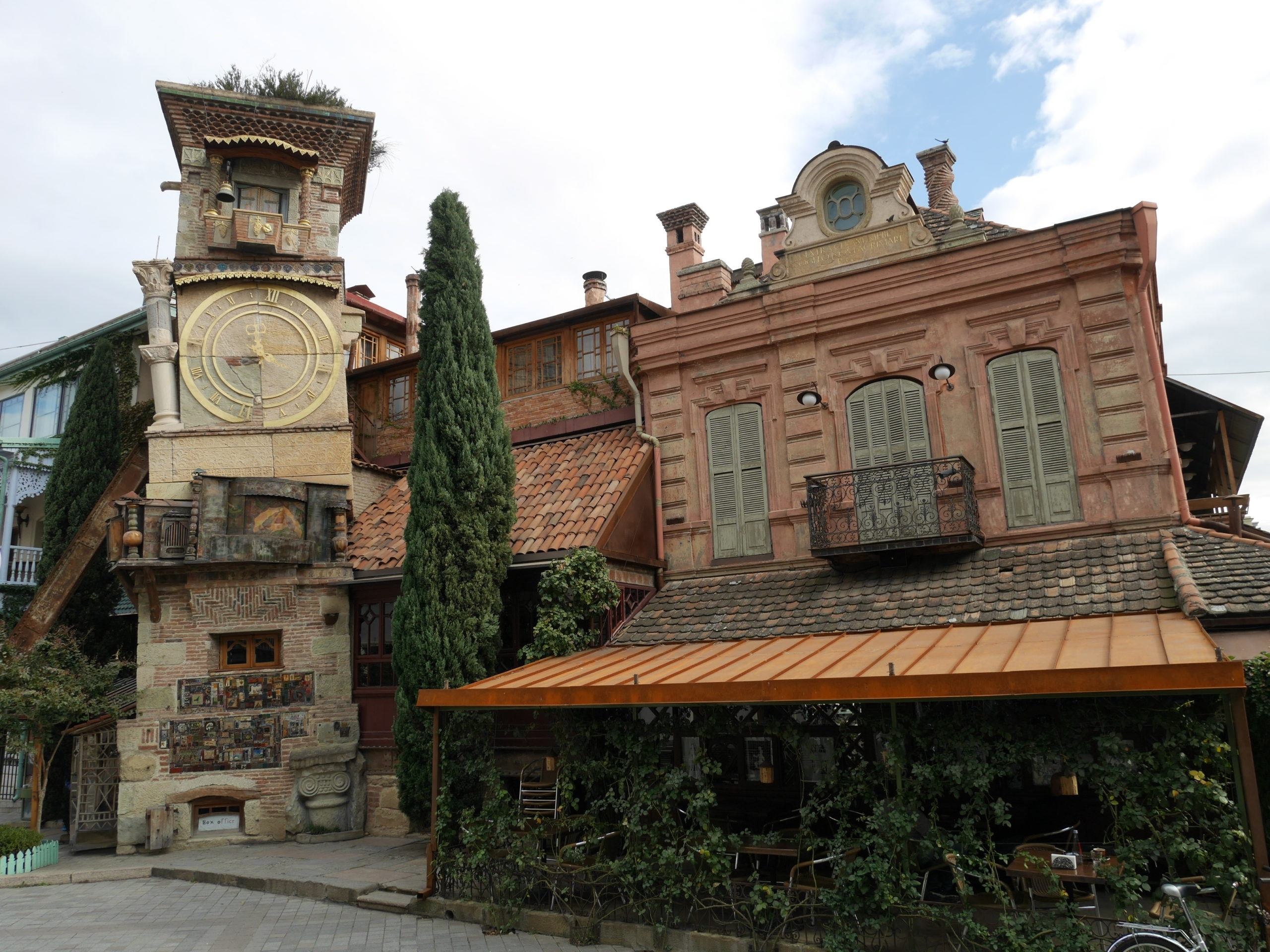 14 cose da fare a Tbilisi sara caulfield